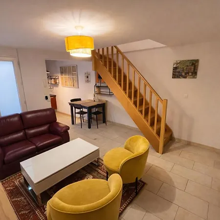 Apartman Spacieux Et Paisible 6 Personnes *