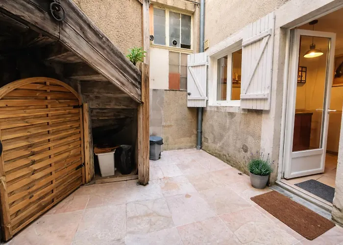 Spacieux Et Paisible 6 Personnes * Анже